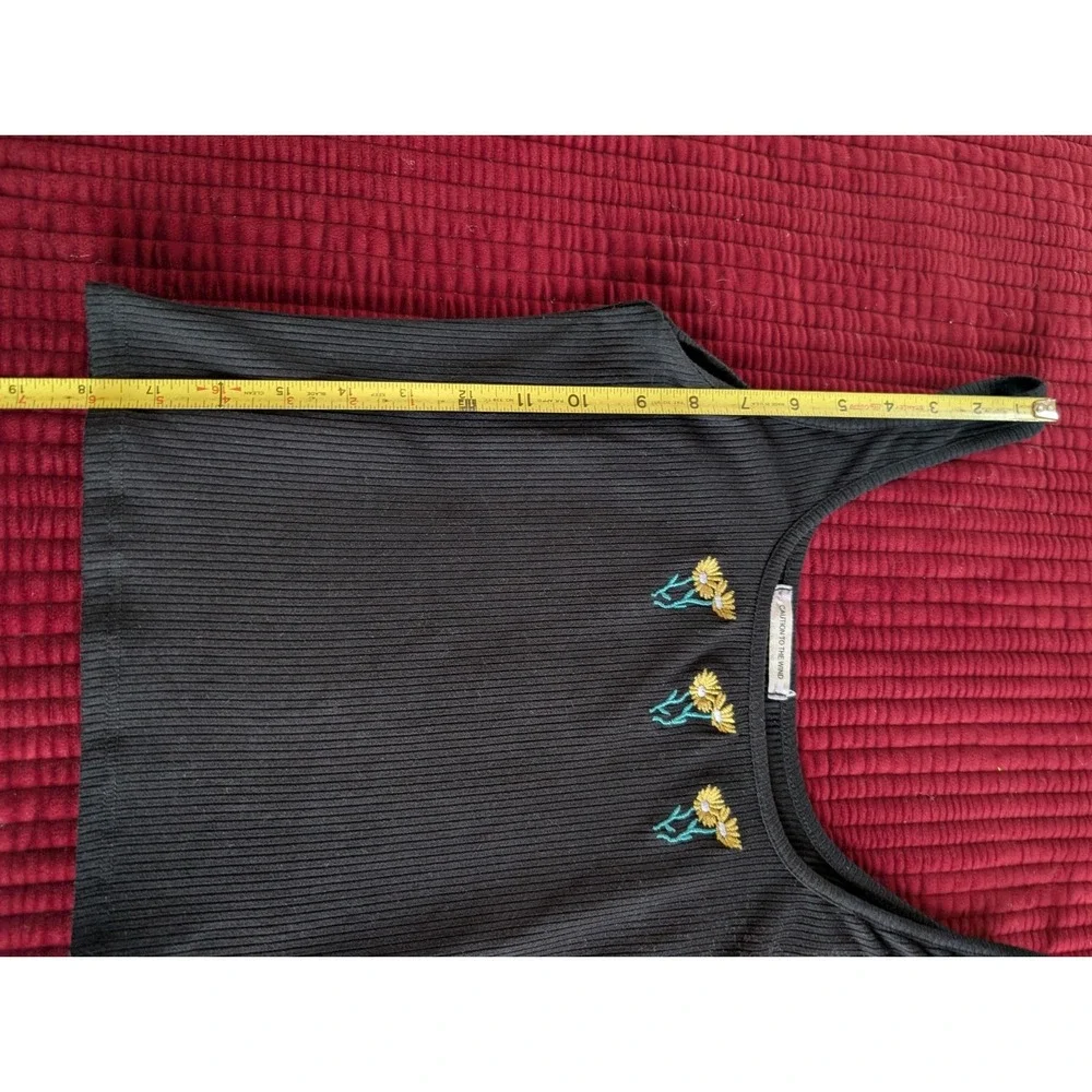 Womens Black Cropped Tank Top Embroidered Sunflower Small 90s Grunge Western - Picture 4 of 6